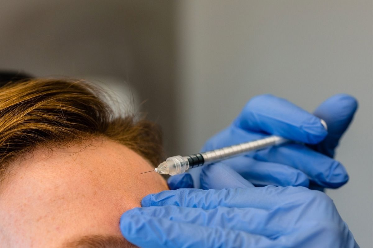 Botox treatment injection needle